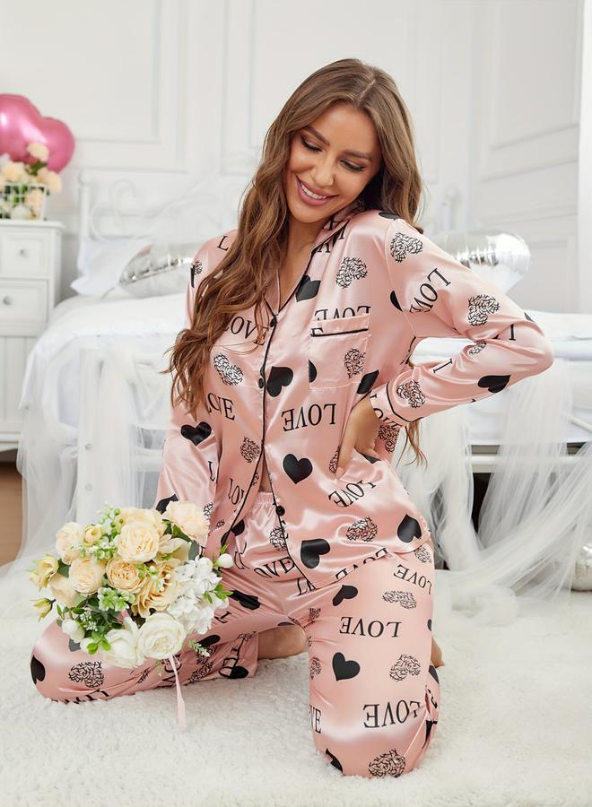 تايك تو طقم قميص ساتان وبنطال بيجاما بطبعة جرافيك للنساء - Image 5